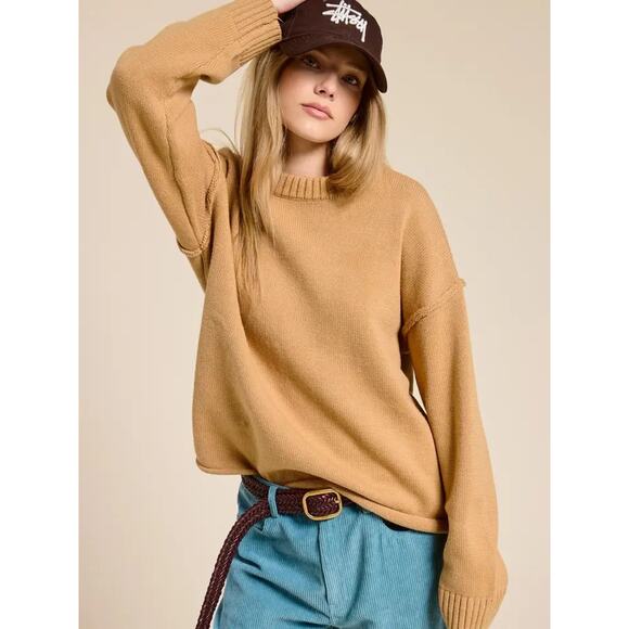 NWT Boutique Medium Outseam Detail Crewneck Knit Sweater - Picture 3 of 3